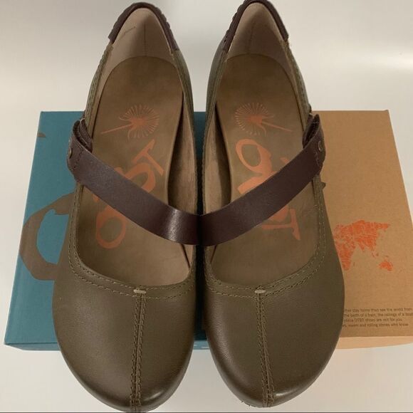 OtBt Salem Wedges  - Picture 3 of 7